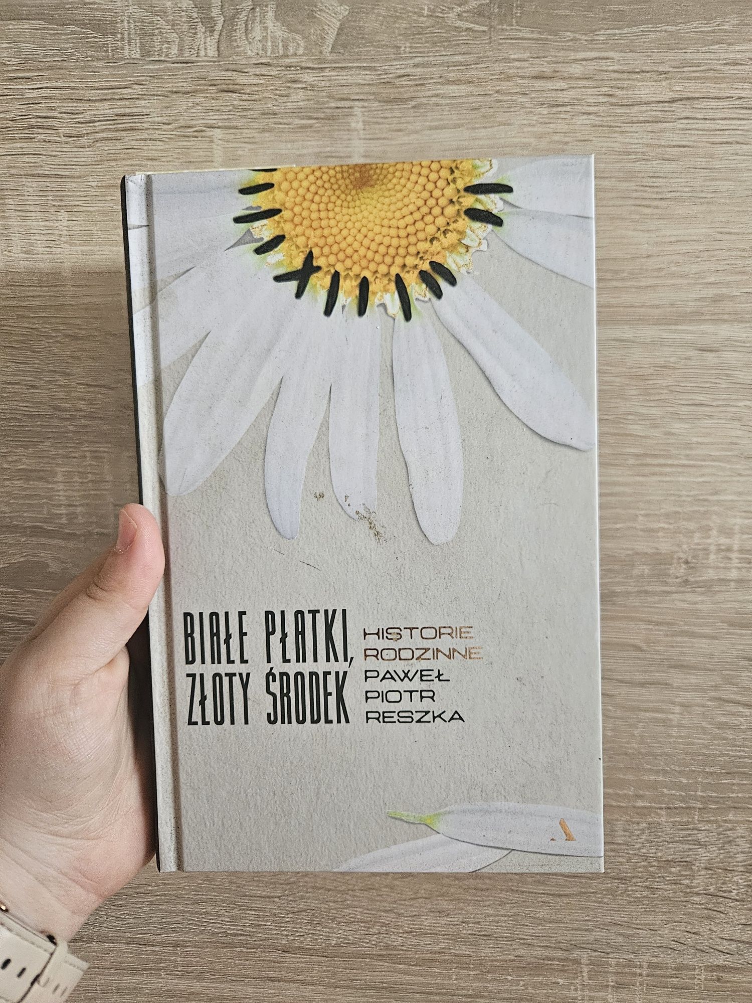 Białe płatki, złoty środek