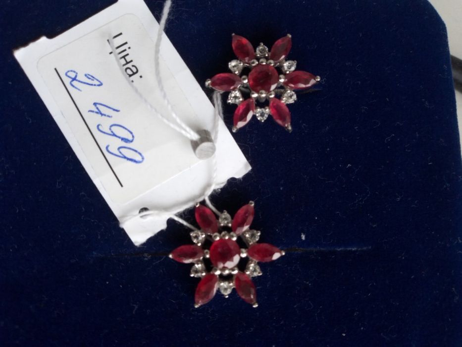 Фірмові сережки з топазами та рубінами