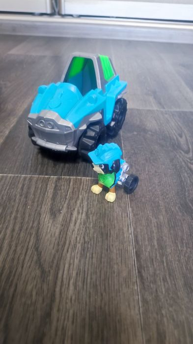 Щенячий патруль, машинка та герой