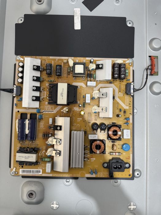 Peças para a tv SAMSUNG Model: UES0KU6000K