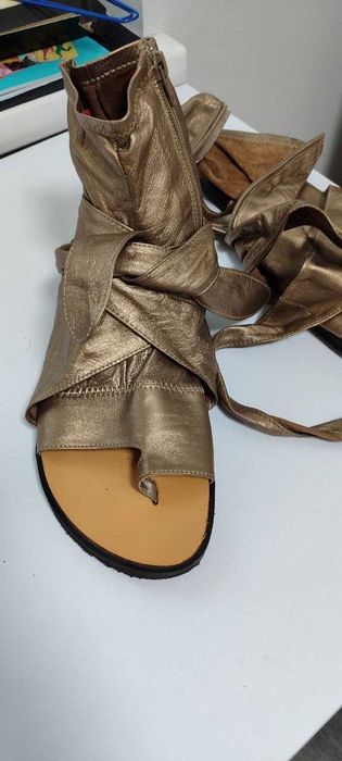 Женские кожанные сандали