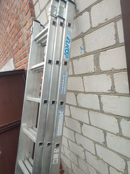 Лестница драбина алюмінієва Elkop VHR Trend