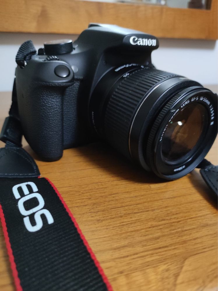 Vendo Canon 1200D