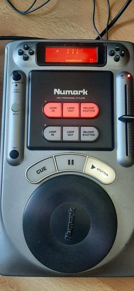 Equipamento Dj (Numark e Behringer)