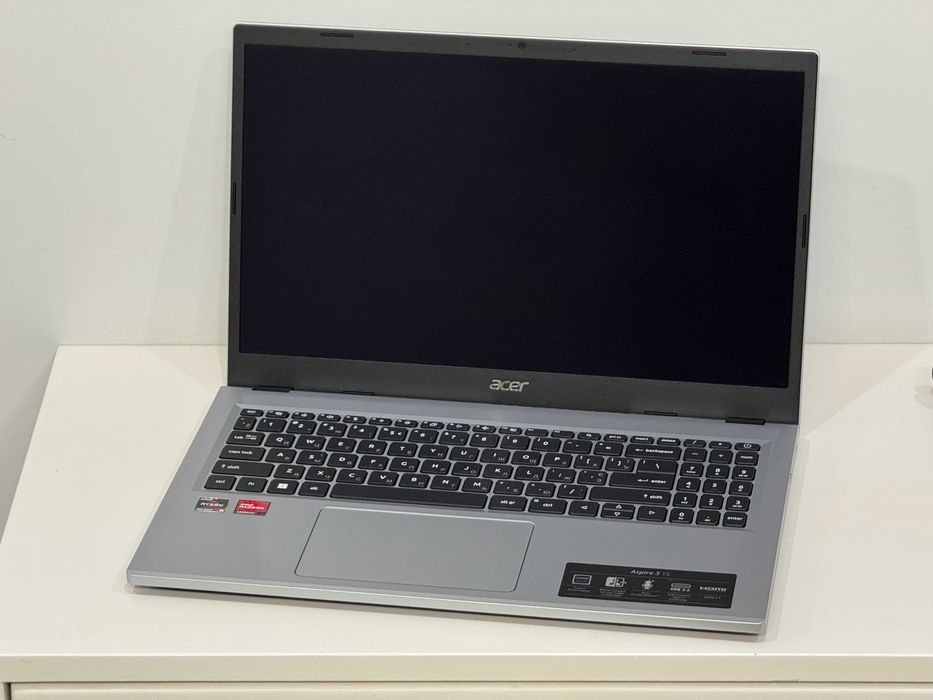 AMD Ryzen 5 7520u 16GB/1TB SSD 15.6" IPS Touch Ноутбук Acer Aspire 3