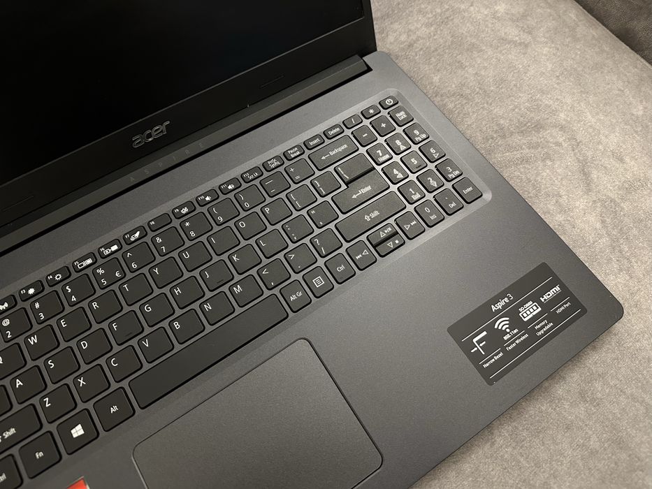 Laptop Acer Aspire 3 Jak Nowy