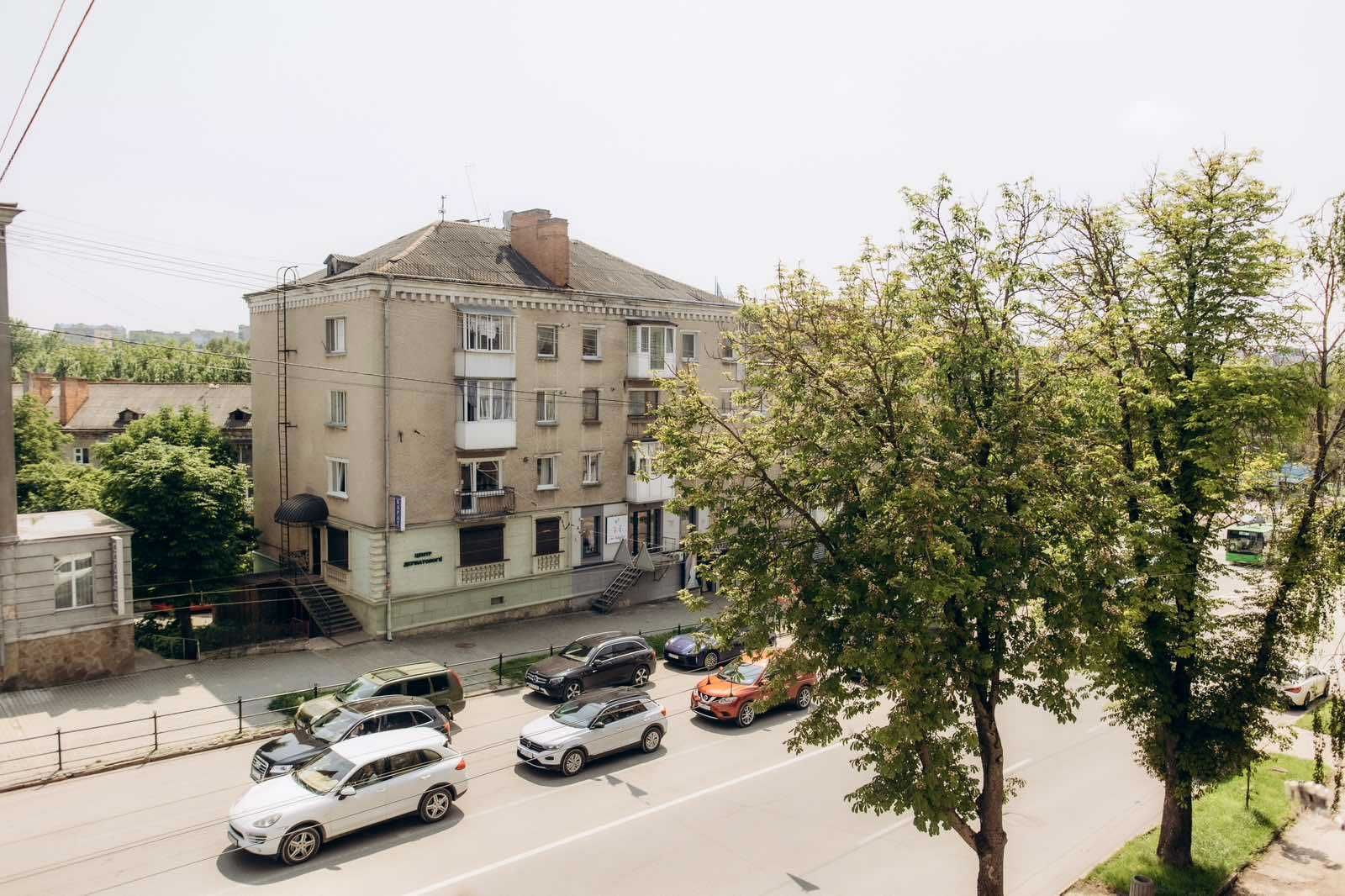 ЦЕНТР 1-кім квартира. вул Руська + Звітні документи