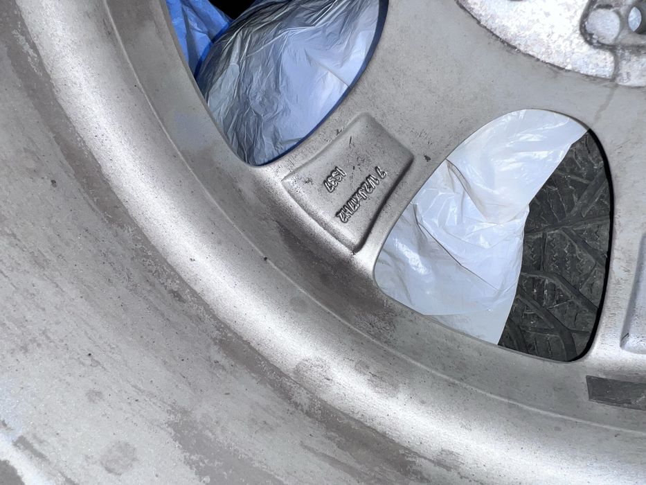 Диски BMW з зимовою резиною!