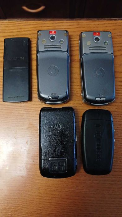 HTC Diamond + кнопочные телефоны