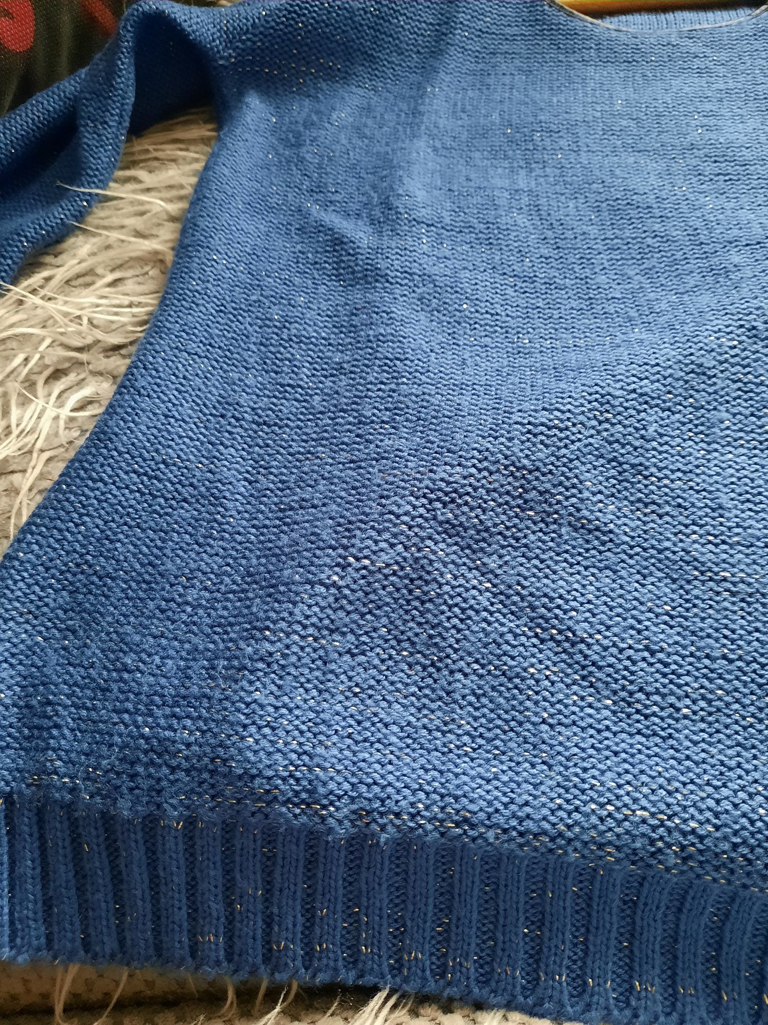 Sweter niebieski roz. S/M