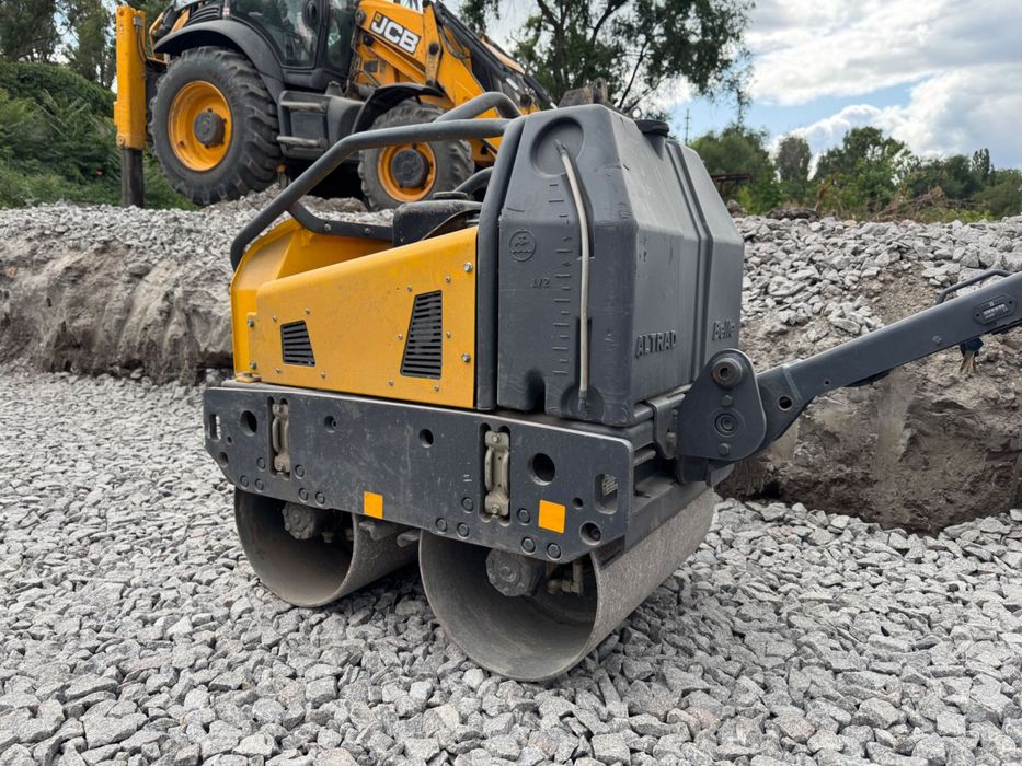 Оренда (аренда) та послуги міні катка.