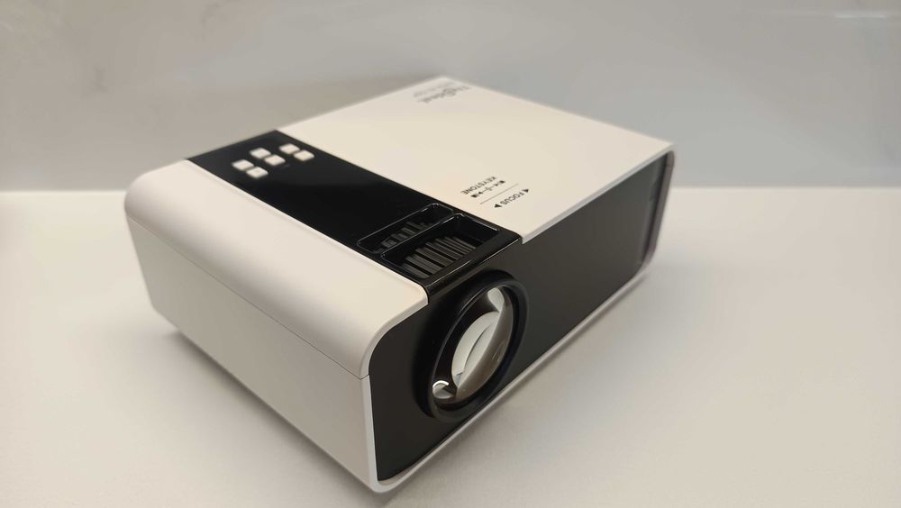 Rzutnik projektor Thundeal TD 90 TD90 LED Native HD 720P pilot