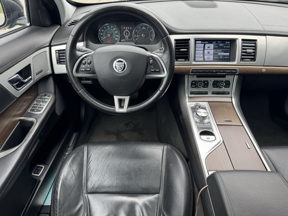 Jaguar XF 2013r 2.0 benzyna 240KM 155.000km STAN BDB