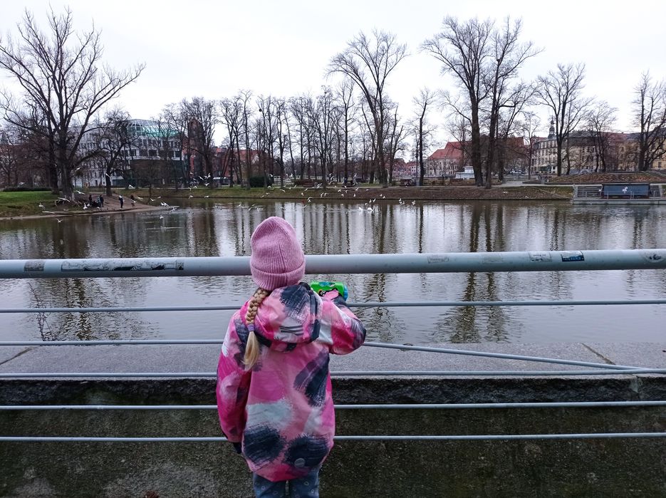 Reima. Зимова  куртка для дівчинки 122-128