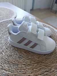 Buty Adidas dla dziewczynki