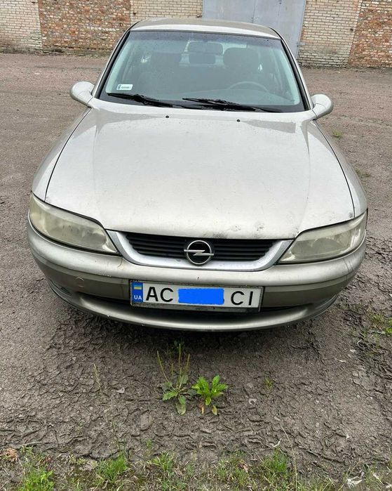 Opel Vectra B 1999 1,6 бензин