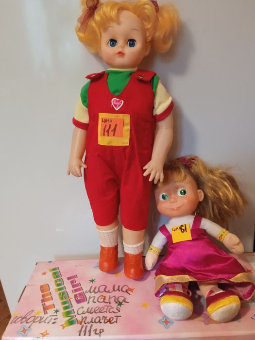 Куклы,мягкие игрушки и машинки