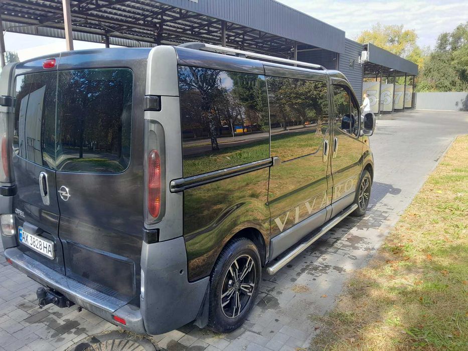 Продам Оpel Vivaro