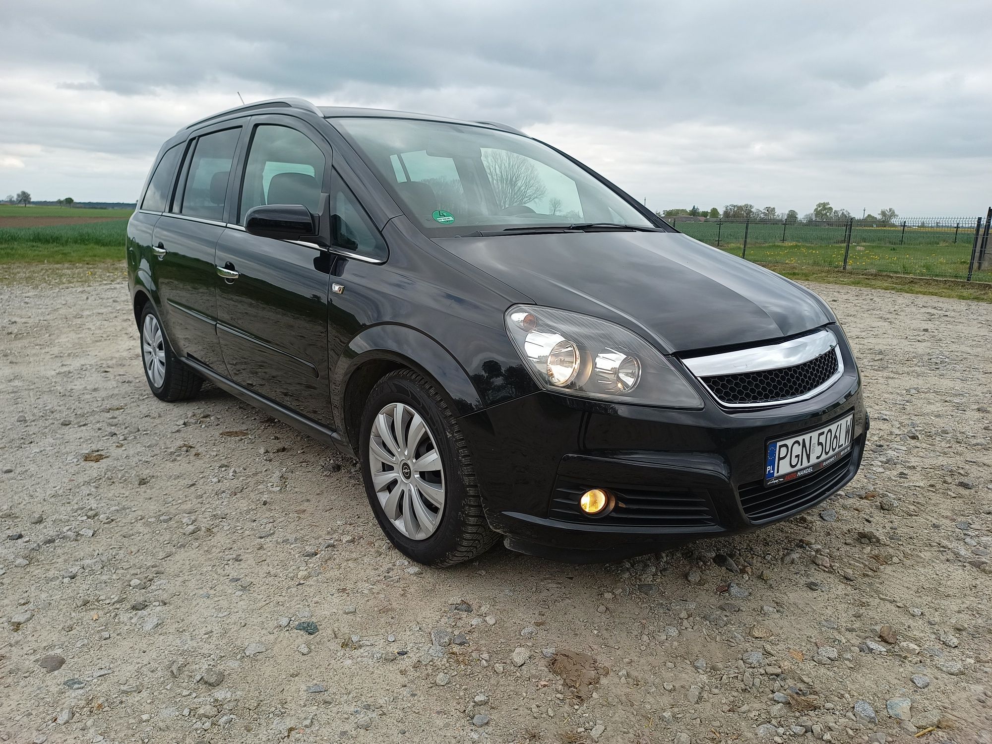 Opel Zafira 2007 rok 1.8 benzyna świeżo Zarejstrowana