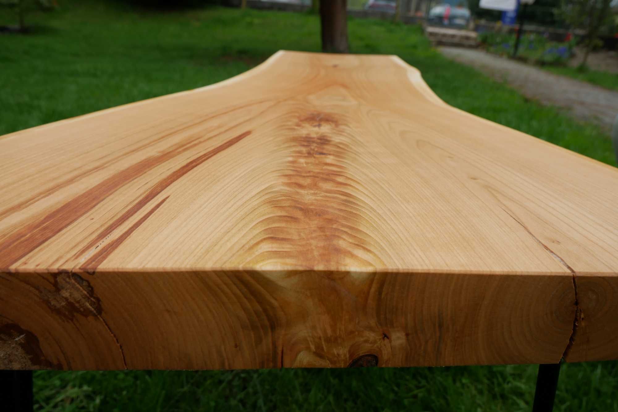 Stolik/stół kawowy z drewna/ drewniany z wiśni