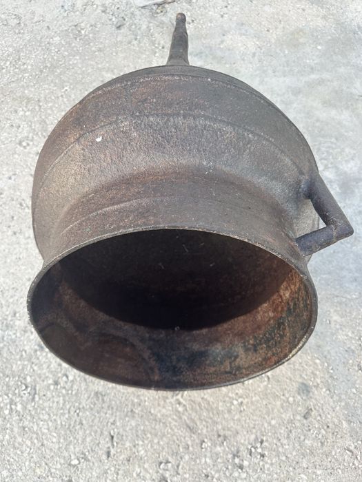 Panela de ferro linda e muito antiga