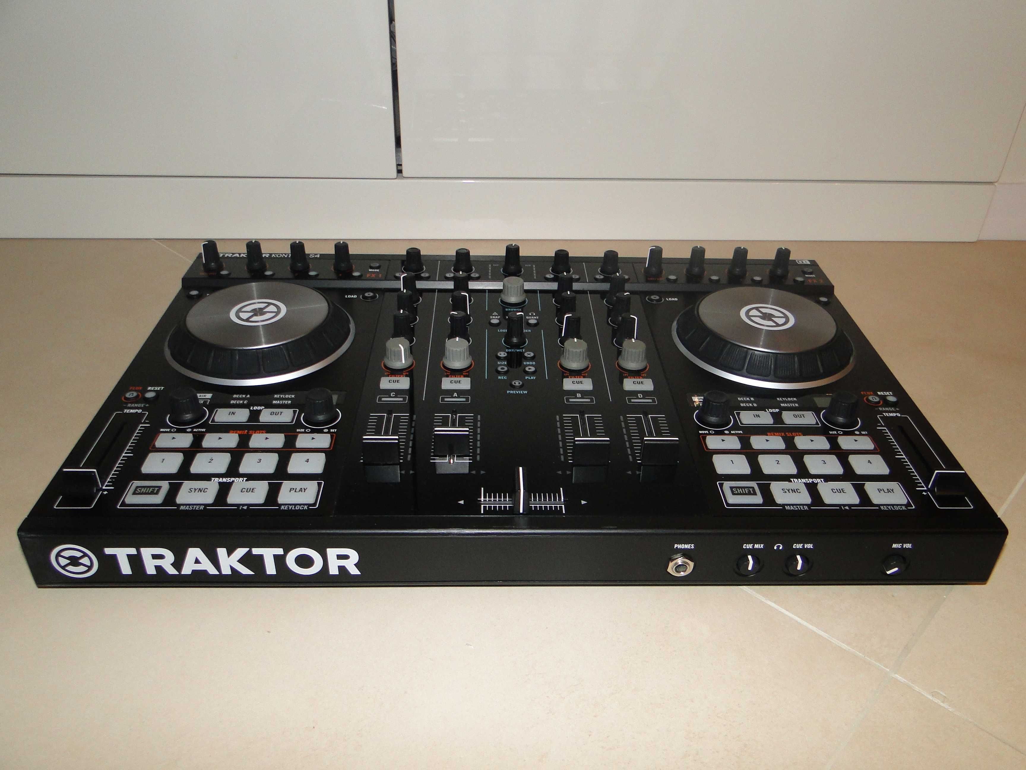 Kontroler Mikser DJ Native Instruments Traktor Kontrol S4 MK2.Okazja