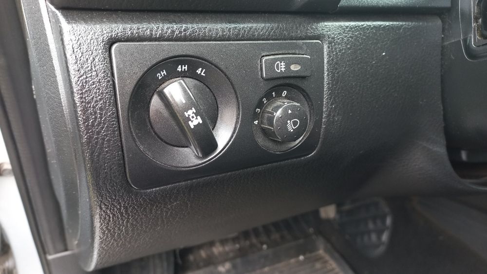 Продам SSANG YOUNG Rexton 2.7 CDI