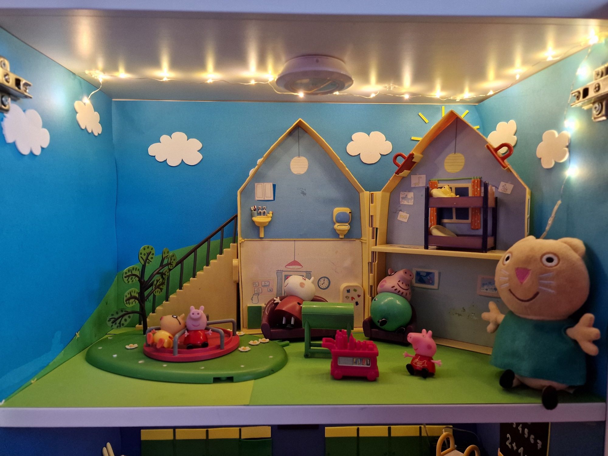 Swinka peppa domek auto samolot figurki piękny zestaw