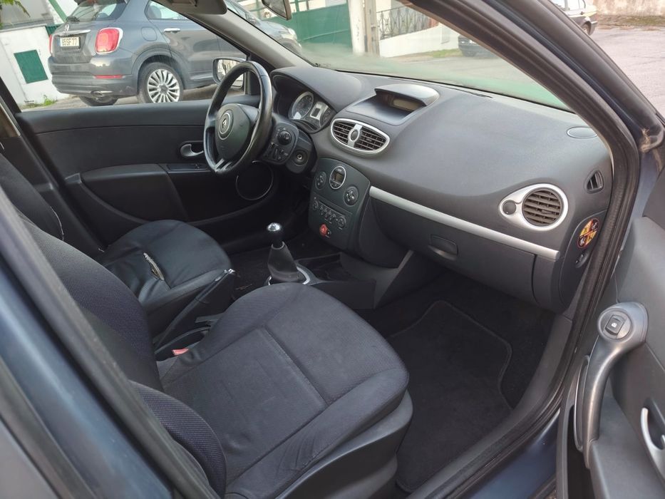 Renault Clio 1.2 75