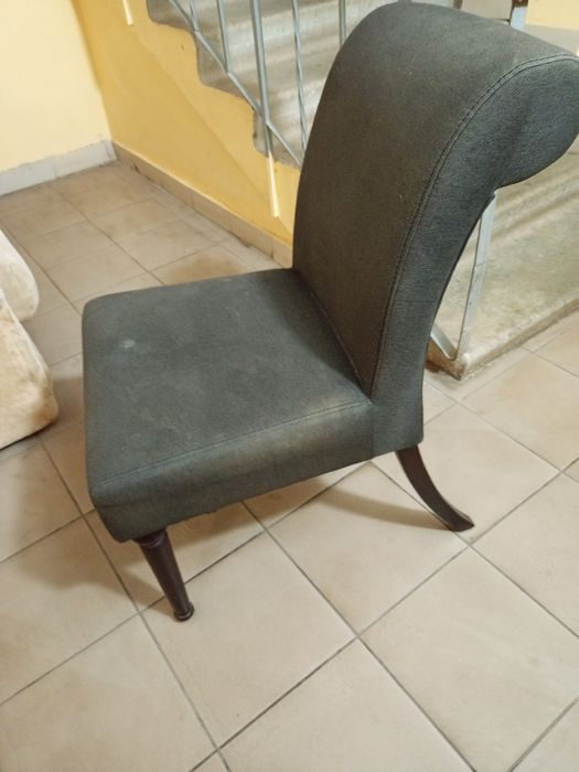 Продам стул бу  темно серый