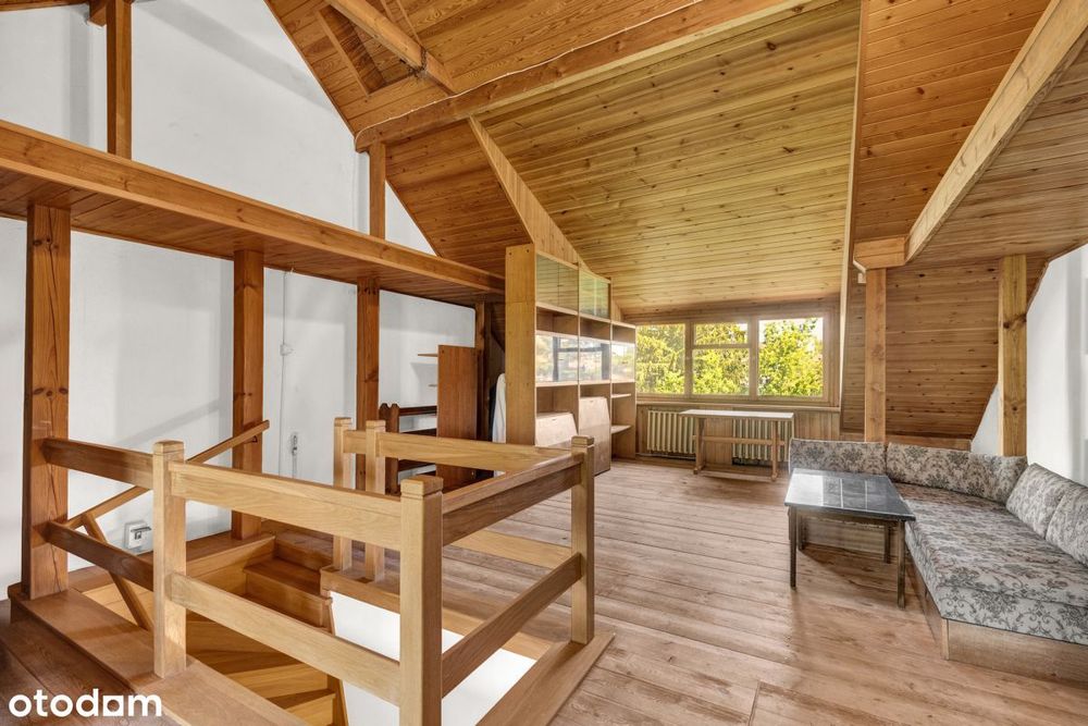 Wyjątkowo zadbany segment, kameralna uliczka.