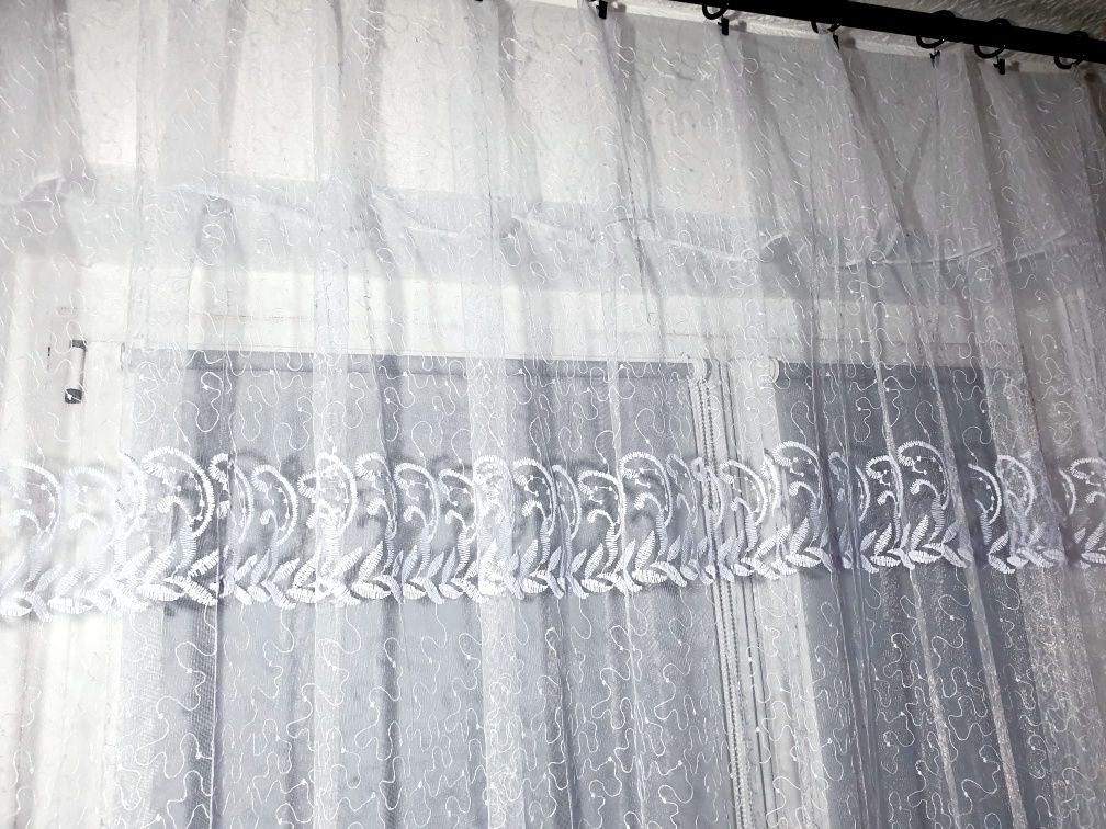 Firanka siatka turecka z haftem Kawałek 275/250 x 520cm