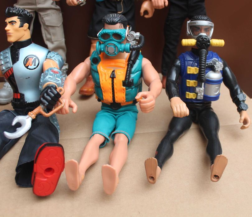 bonecos/figuras action man