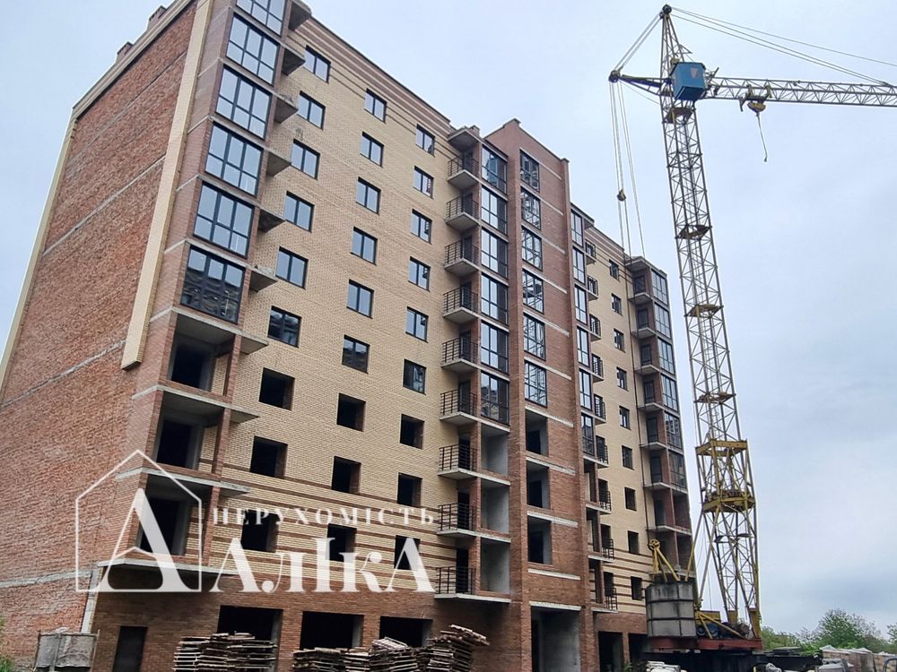 Продам 1-кімнатну квартиру в новобудові в центрі