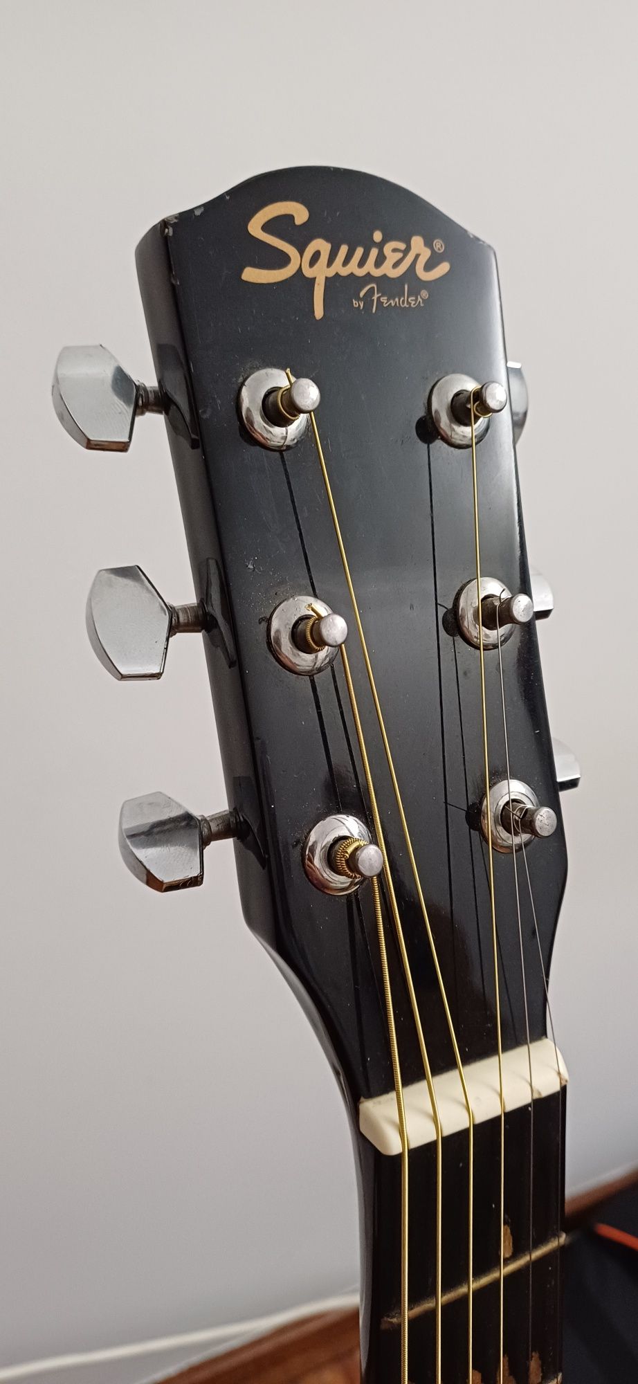 Guitarra Eletroacústicoa Fender Squier