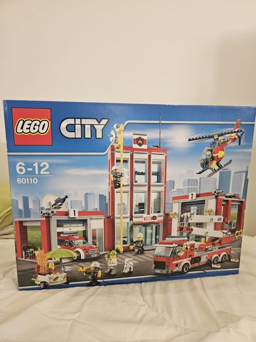 Lego city 60110    .