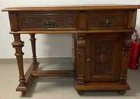 Eklektyczne biurko I połowa XIXw., po renowacji
