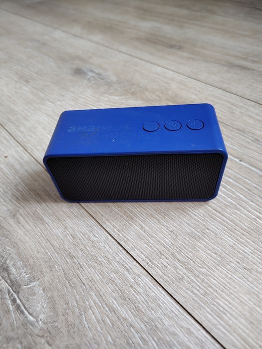 Bezprzewodowy podręczny głośnik bluetooth