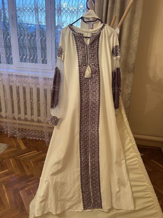 Вишиванки парні,  можна окремо