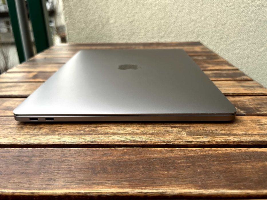 MacBook Pro 13” A1708 | i5 / 16 GB RAM / 1TB SSD! | Space Gray | SUPER