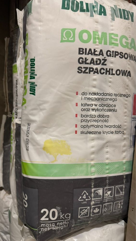 Dolina Nidy Omega gładź szpachlowa biała