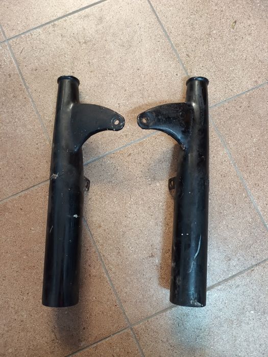 Uchwyty  do lampy Junak M07