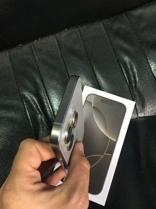 Apple iPhone 16 Pro 128gb Natural Titanium