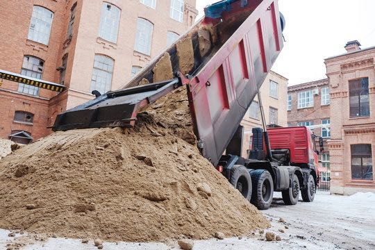 Mała Wywrotka Piach KOPALNIANY Piasek pod Kostke pod Płyty Piaseczno