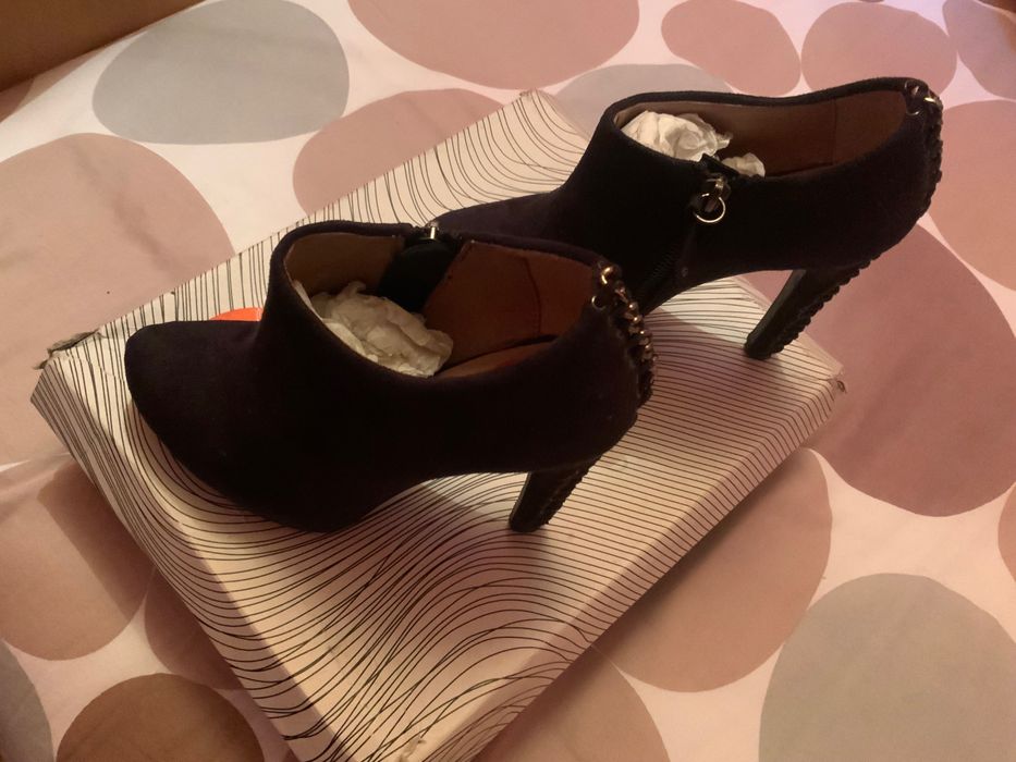 Botins pretos exé