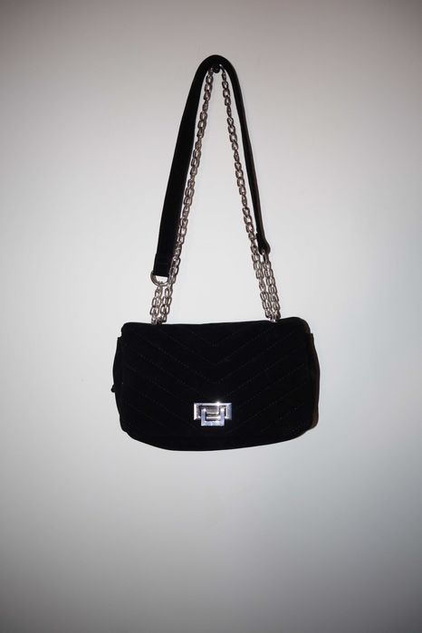 Vendo bolsa preta