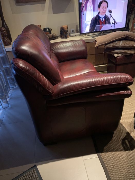 Sofá de pele dois lugares