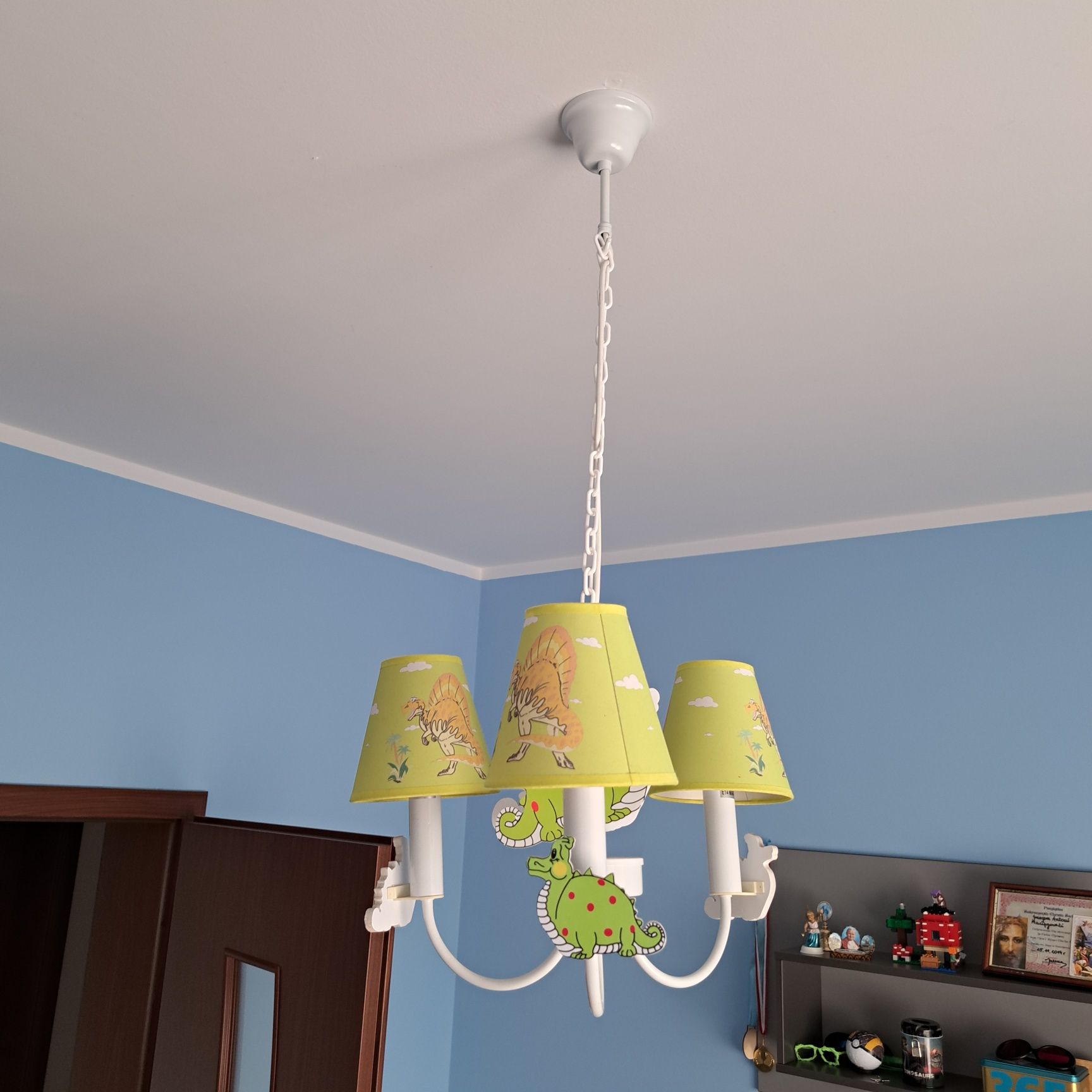 Lampa wisząca do pokoju dziecięcego