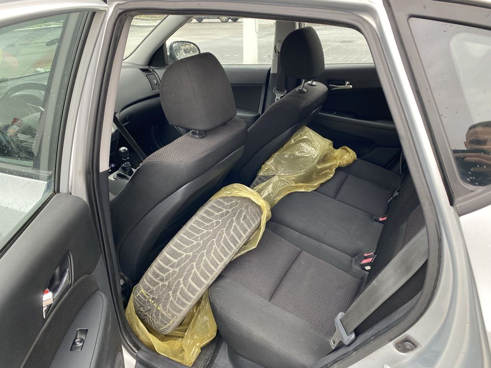Hyundai I 30 1.4 benzyna 2008 rok.