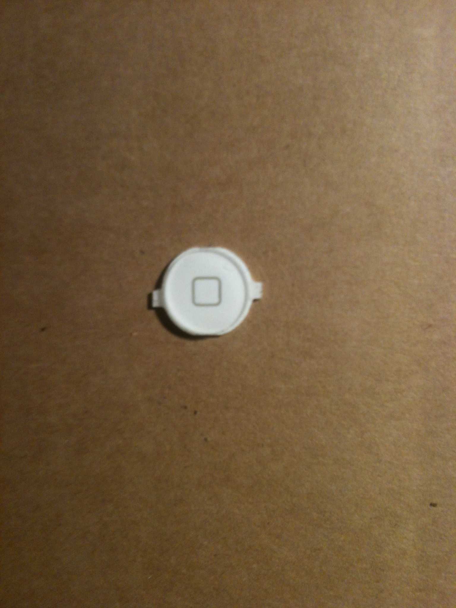 IPhone  4 / $  S  przycisk